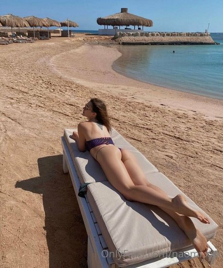 メコスジのオンリーファンズ セクシーヌード ギャラリー