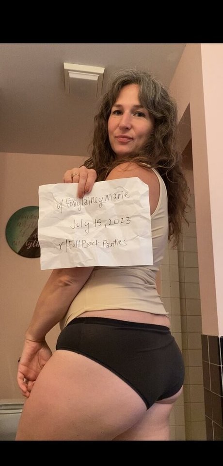 心理学者オンリーファンズ エロ 写真