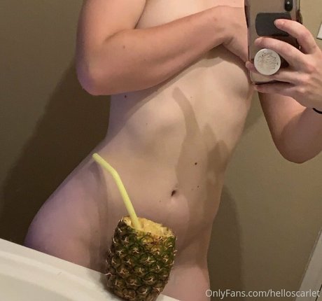 reddhotqueen HDポルノスター 写真