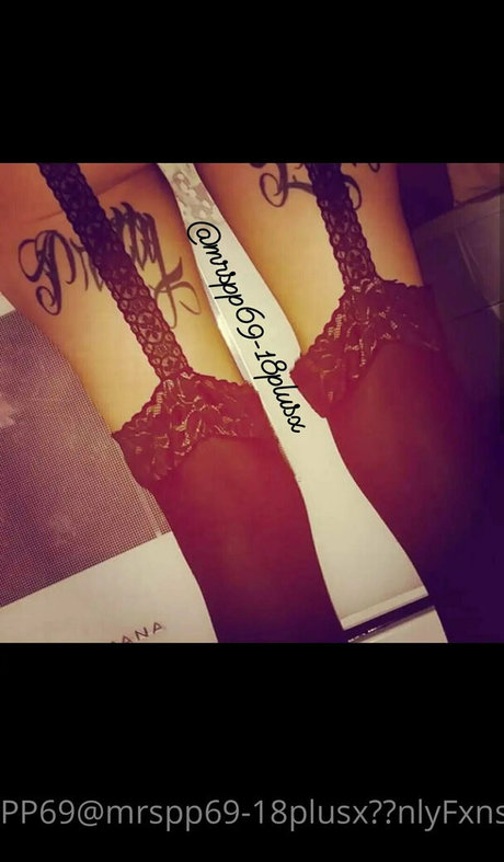 40歳のオンリーファンズ ホットヌード 写真