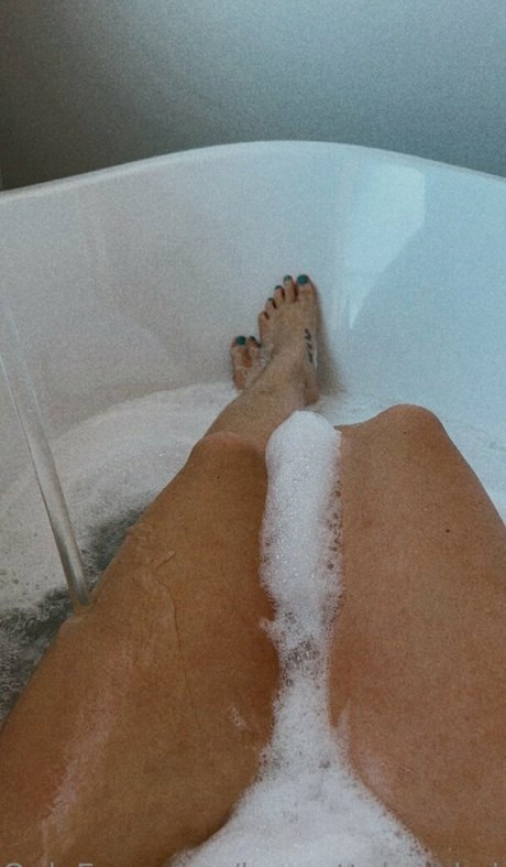 ブロンドのお尻オンリーファンズ えろた ギャラリー