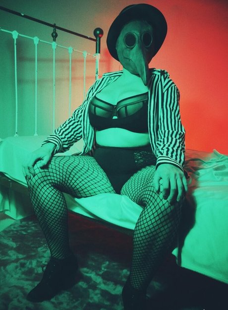 payzeta ヌードモデル ギャラリー