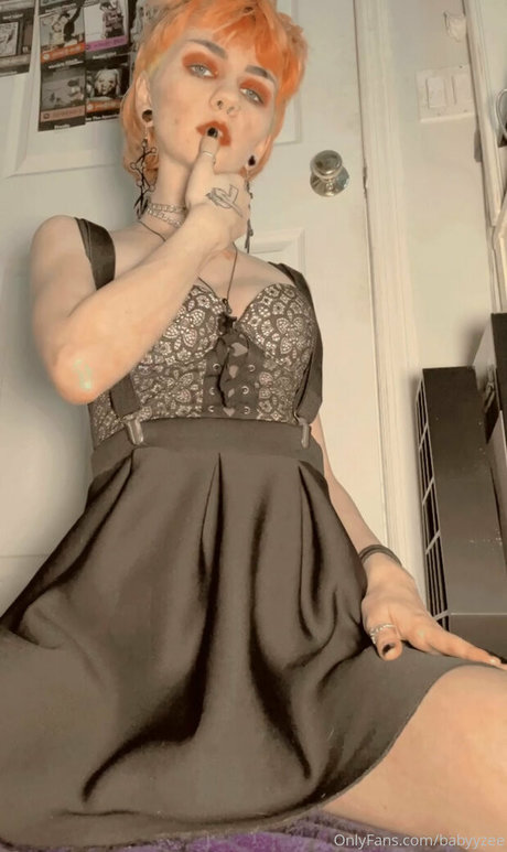 Babyyzee トップ女優 画像