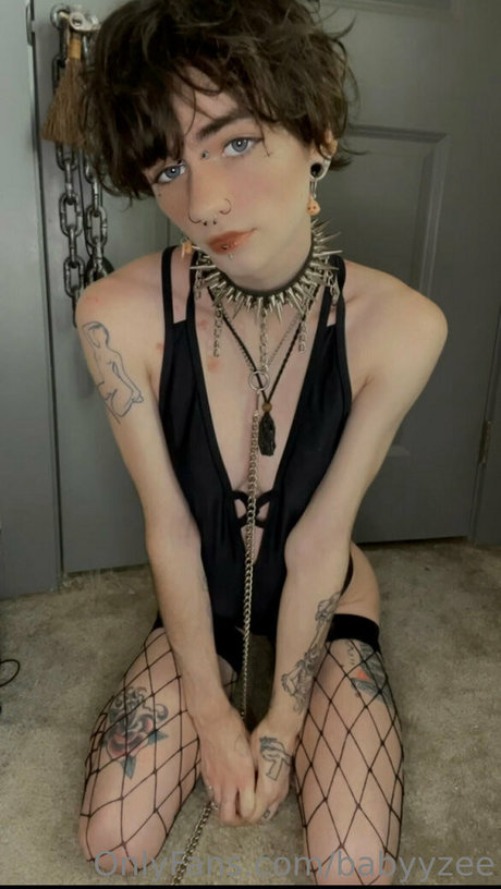 セーリングオンリーファンズ ポルノ 画像