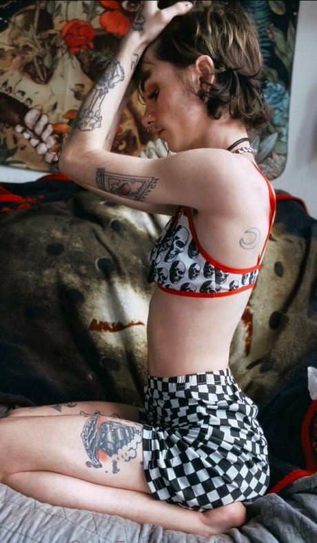 Babyyzee ホットなモデル ギャラリー