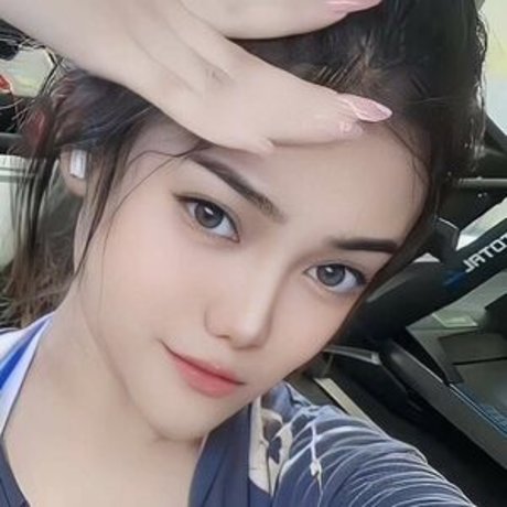 Ayuchannn 裸のポルノスター 画像