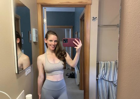 痴女妻オンリーファンズ エロチック ギャラリー