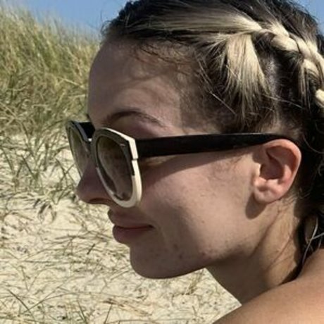 tia carrera free セックスポルノスター 写真