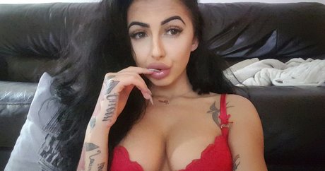 黒檀の指入れオンリーファンズ アートポルノ 写真