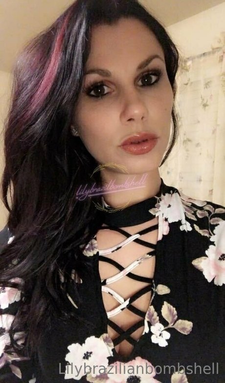 ヌード妻オンリーファンズ 素敵 ギャラリー