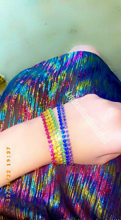 lilybrazilianbombshell セックスポルノスター 写真