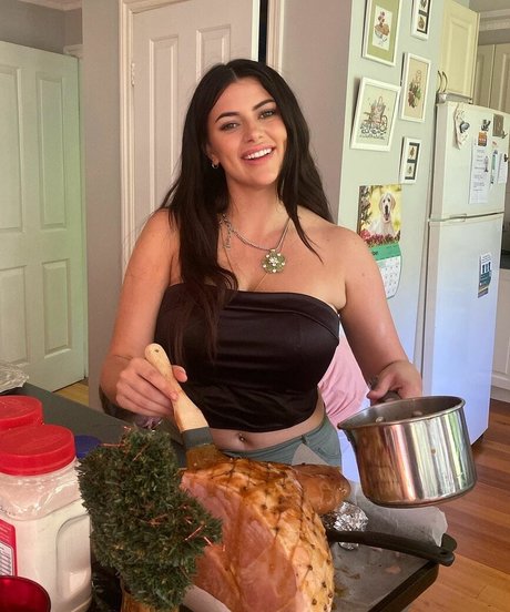 いちごミルクオンリーファンズ 美しいxxx 写真