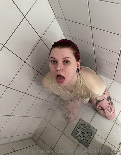 フェラチオ ティーン オンリーファンズ ポルノ 画像