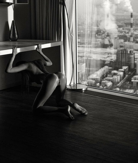 kisa modelka エロティック女優 写真