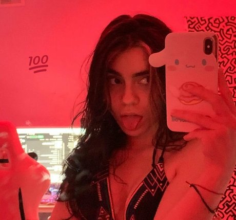 Oxythoughtin 素敵なモデル 写真