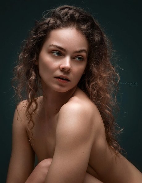 ineedmary モデル 写真