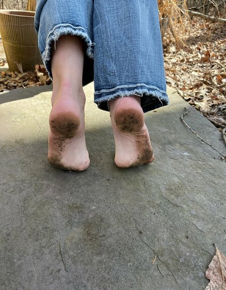 黒髪の熟女オンリーファンズ えろ 写真