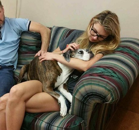 Krystal Gable 素敵なスター 画像