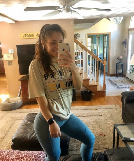 Jordan Rose Schmidt ポルノスター トップ 画像