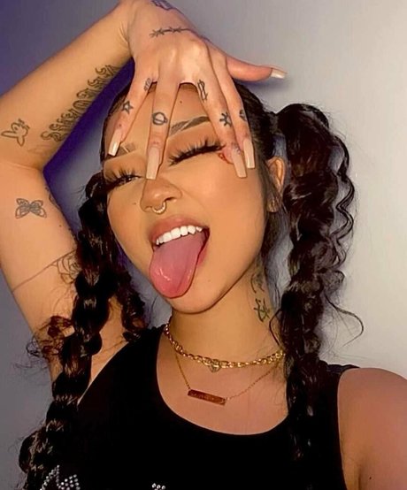 Michelleotp ポルノスター アダルト 画像