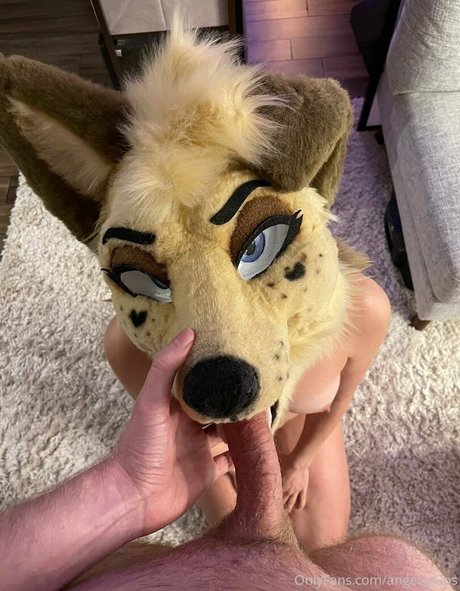 コスプレ ヘンタイ オンリーファンズ 無料 写真