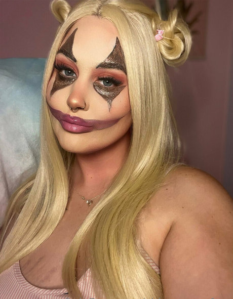 chloecreamfree アダルトモデル 写真