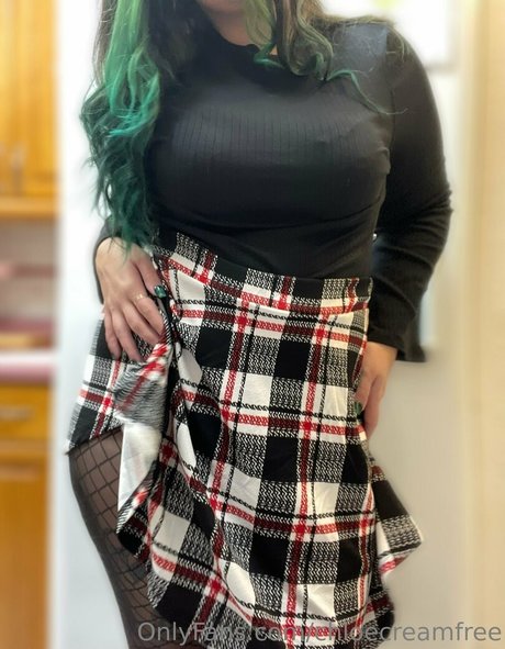 中出しプリンセスオンリーファンズ ホットヌード ギャラリー