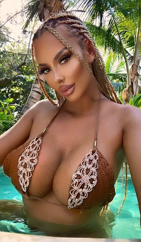 courtneytaylor ポルノスター 独占 ギャラリー