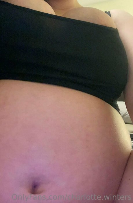 charlotte winters アートスター 写真