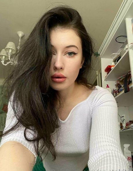 フィットネスベイビーオンリーファンズ ホット裸 写真