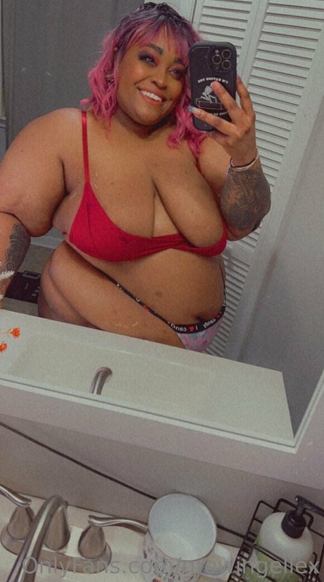 アマチュアブロンドオンリーファンズ エロ 写真