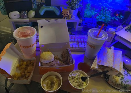 本物のオンリーファンズ 無料裸 写真