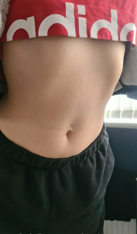 ぽっちゃりブロンドのオンリーファンズ アートxxx 画像