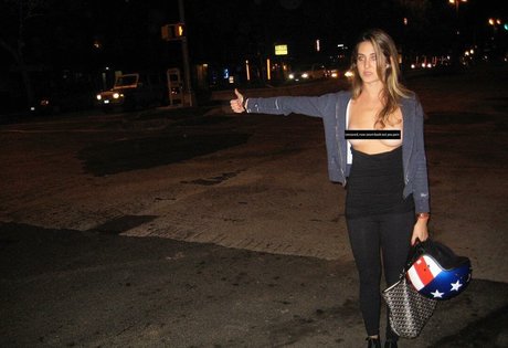 Candice Pool Neistat 美しいスター 写真