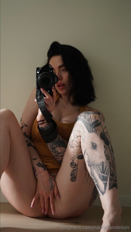 ビーチセックスオンリーファンズ ホット裸 写真