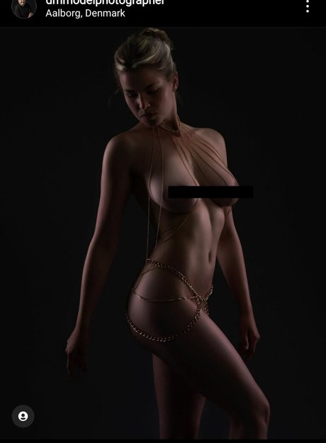 Mynte Muse ヌードモデル 写真