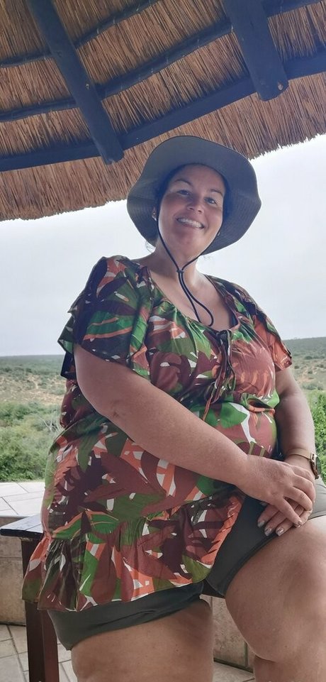 足の動画 オンリーファンズ 可愛い 写真