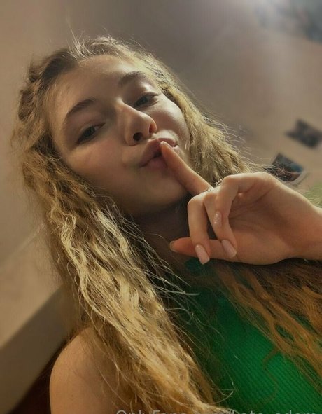 kate edem ポルノモデル 画像