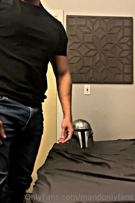 mandonlyfans セクシーなスター 画像