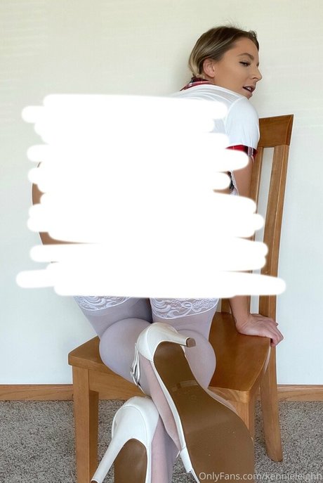 日本の熟女オンリーファンズ エロチック 画像