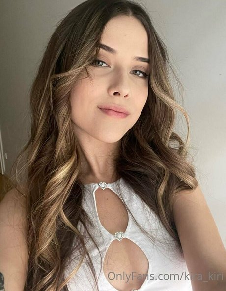 anastasiyan アダルトスター 写真