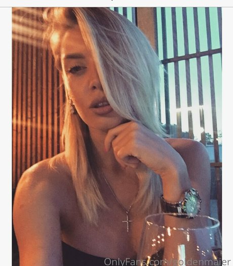 小さいチンポのシーメールオンリーファンズ 無料セックス 画像