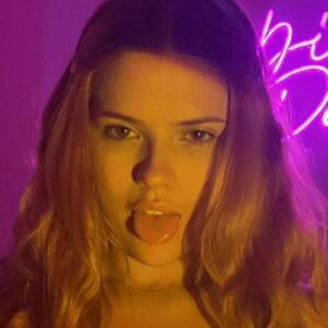 soylupitapeachof かわいいモデル ギャラリー