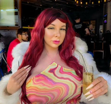 アマチュアブロンドオンリーファンズ 美しい裸 画像