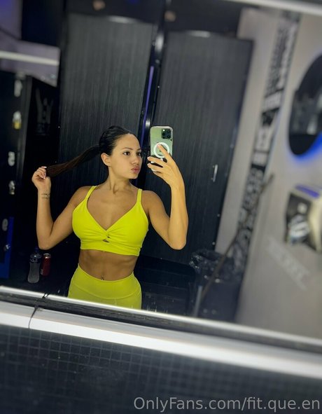 フィットネスプッシーオンリーファンズ エロ ギャラリー