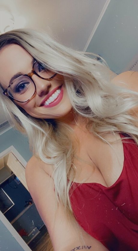 savannahpaige ヌード女優 写真