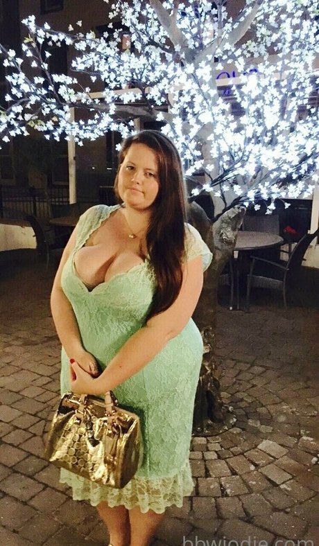 bbwjodie トップポルノスター 写真