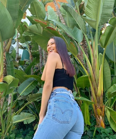 年配の熟女オンリーファンズ 無料裸 アーカイブ