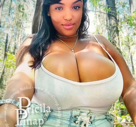 Pricila Pinap 素敵なモデル 写真