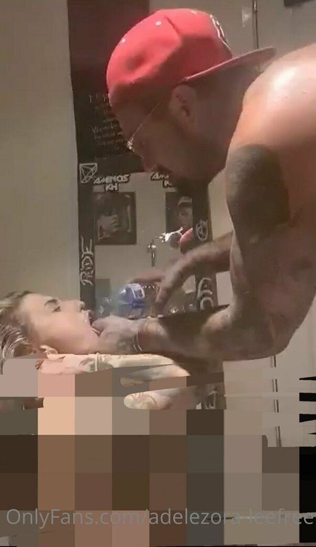 adelezora leefree アダルトモデル 画像